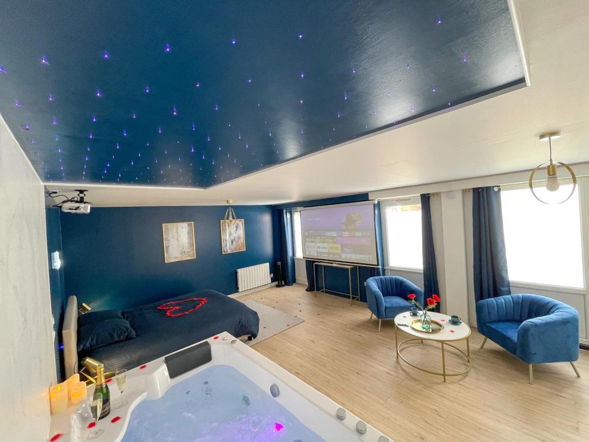 Spa Sous Les Etoiles - Cinema - Netflix - Parking - Gare Amiens Luaran gambar